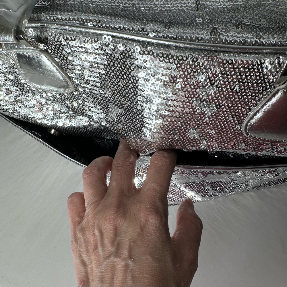 Joan Boyce Silver Sequin Weekender Travel Bag Glam Overnight NWT - Picture 7 of 16